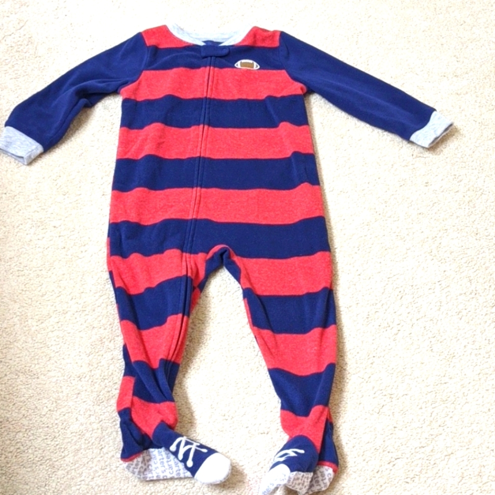 Size 2T Carter's fleece footed pajamas